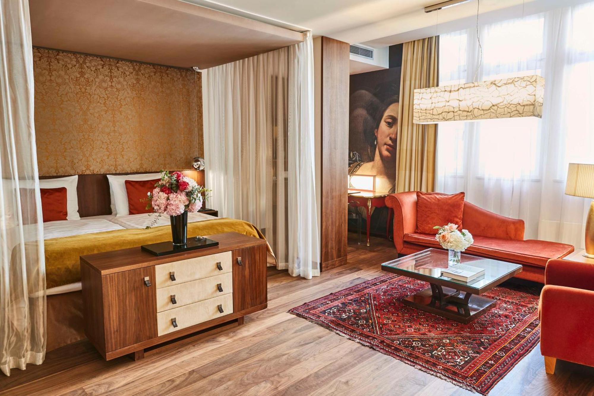 Vier Jahreszeiten Kempinski Muenchen Kültér fotó Suite